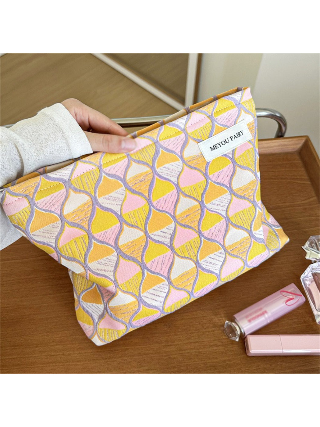 Cosbai Retro Pattern Makeup Pouch product image