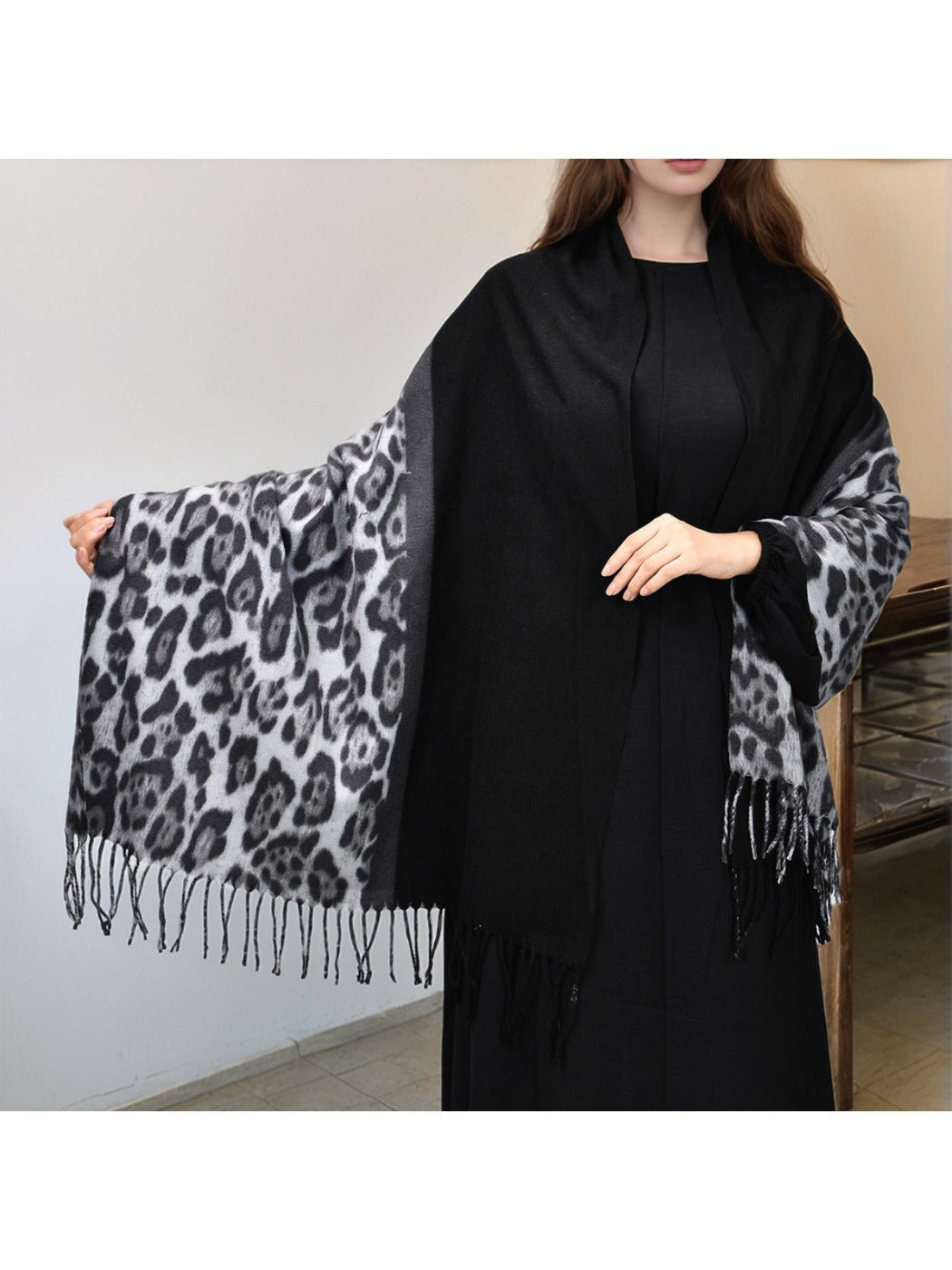 Scarvii - Leopard Print Tassel Winter Scarf
