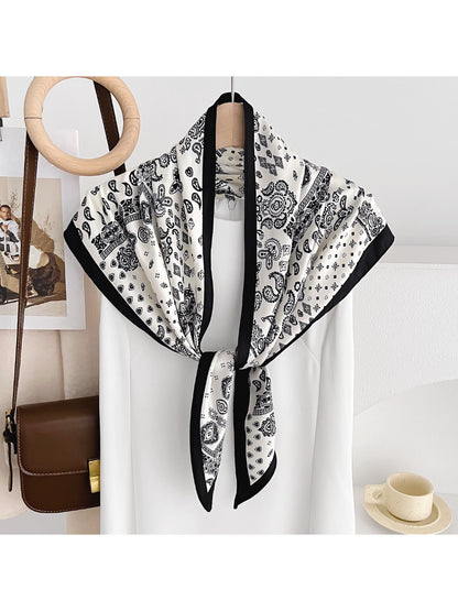 Scarvii Classic Bandana Paisley Triangle Scarf