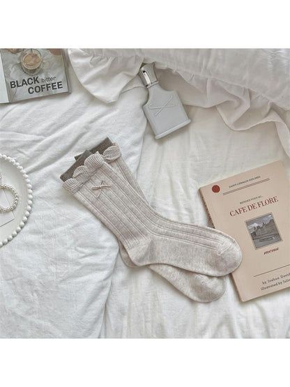 Rufia - Retro Bow Ruffle Cuff Crew Socks