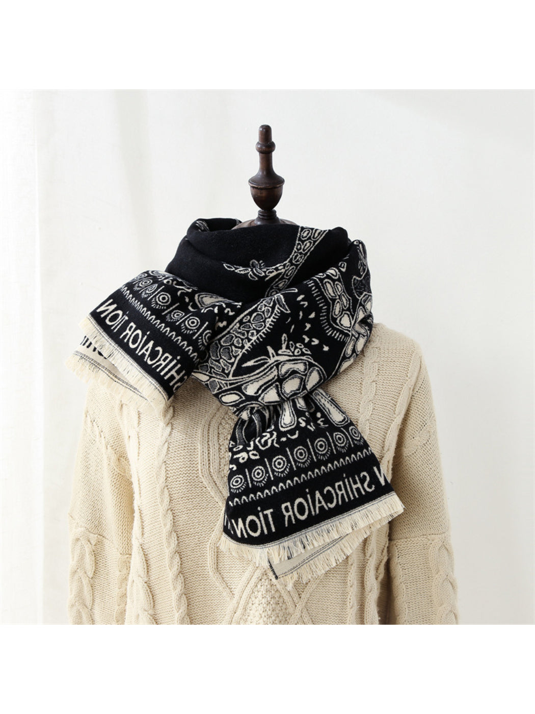 Scarvii - Reversible Graphic Fringe Winter Scarf