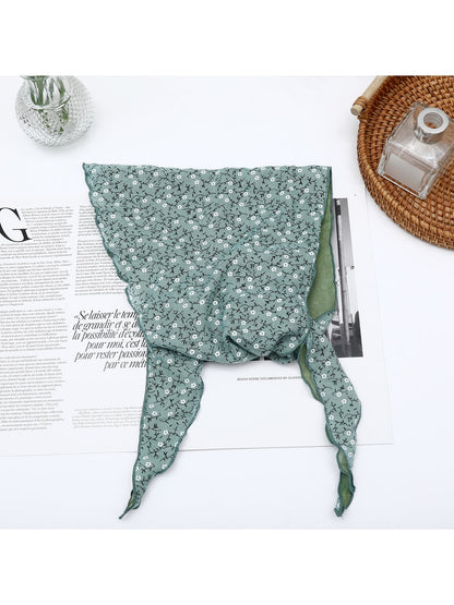 Scarvii - Floral Printed Plant Motif Triangle Bandana
