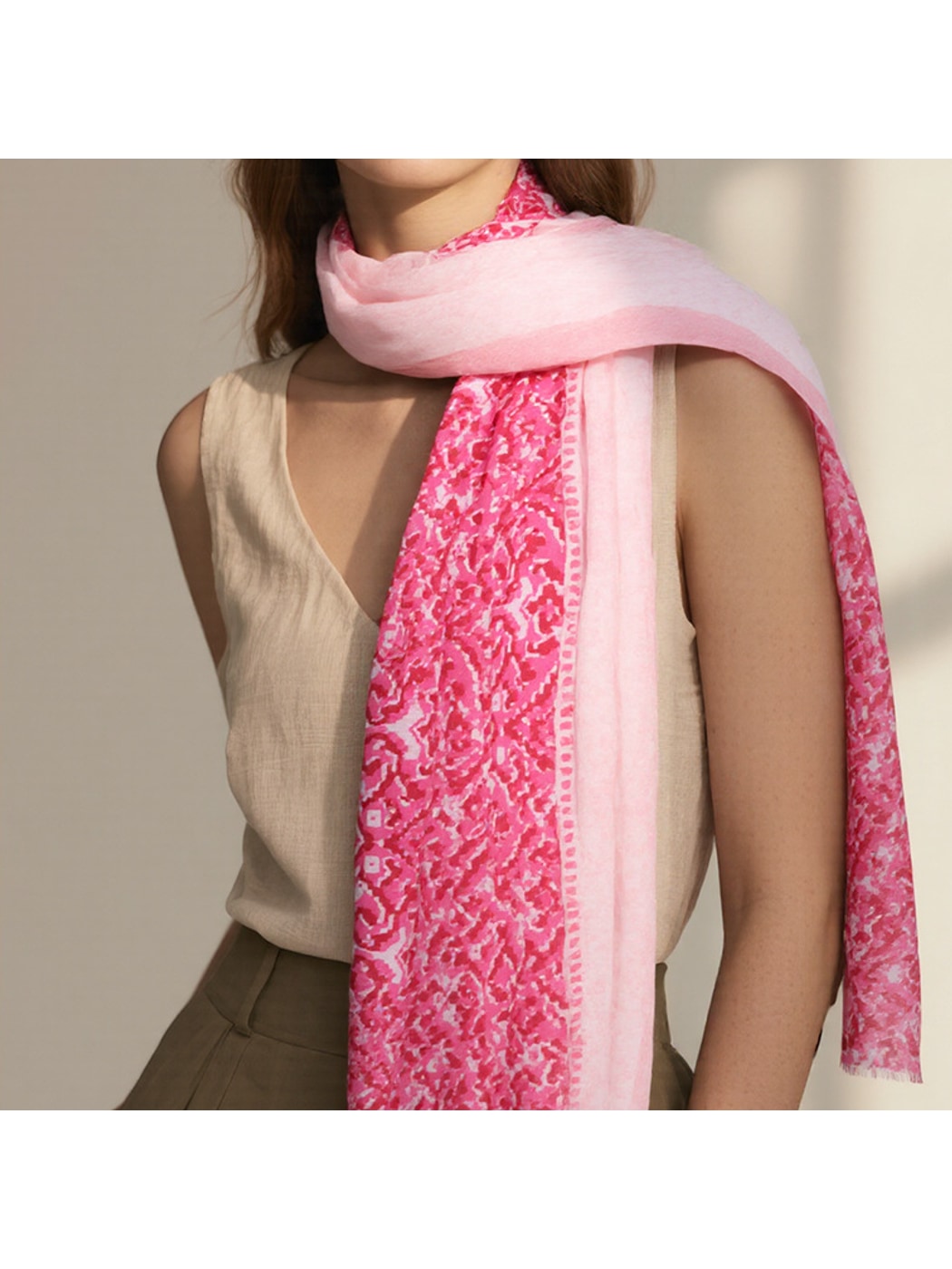 Scarvii - Geometric Print Colorblock Wrap Scarf