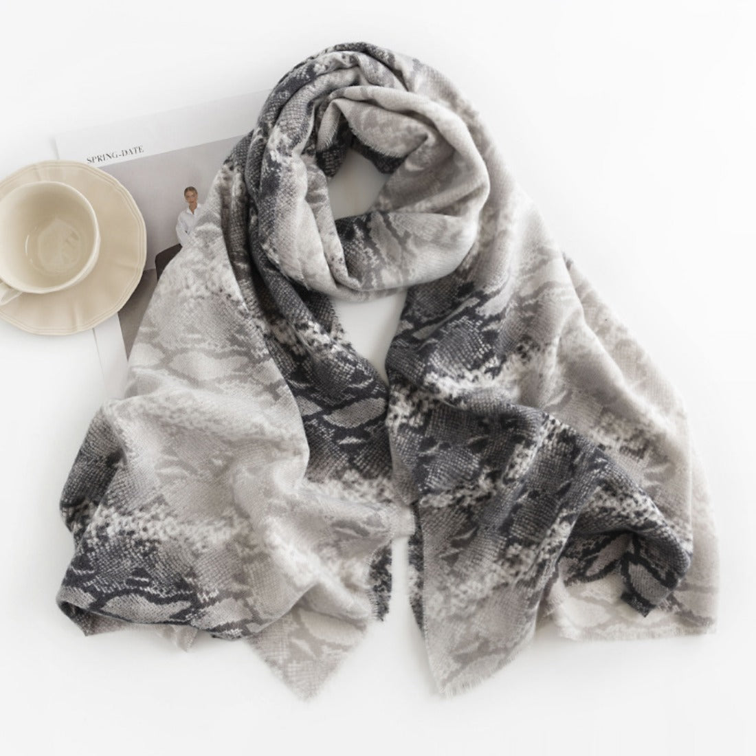 Scarvii - Snake Print Autumn-Winter Scarf