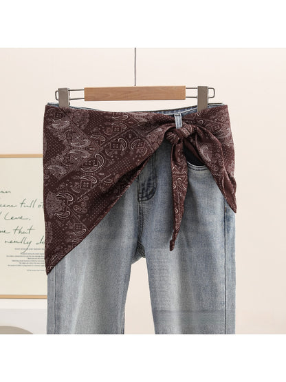 Scarvii - Retro Paisley Pattern Triangle Waist Scarf