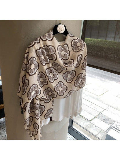Scarvii - Clover Print Tassel Trim Rectangular Shawl