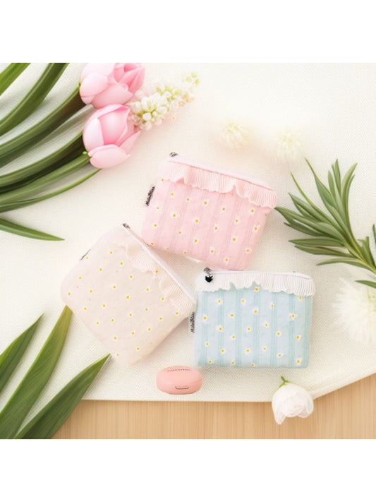 Cosbai - Daisy Ruffle Mini Pouch