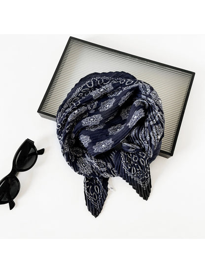 Scarvii - Modern Motif Pleated Scarf