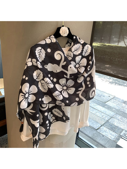 Scarvii - Classic Flower Patterned Scarf