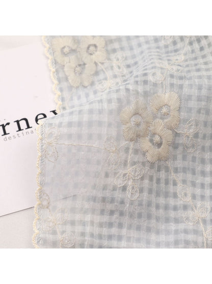 Scarvii - Grid Floral Lace Trim Triangle Bandana