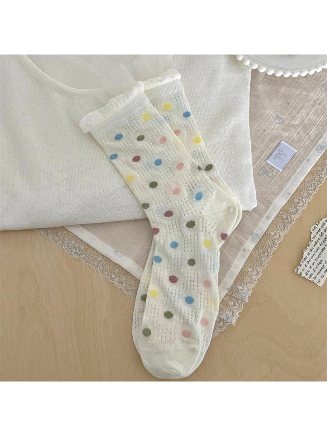 Rufia - Cute Dot Pattern White Crew Socks