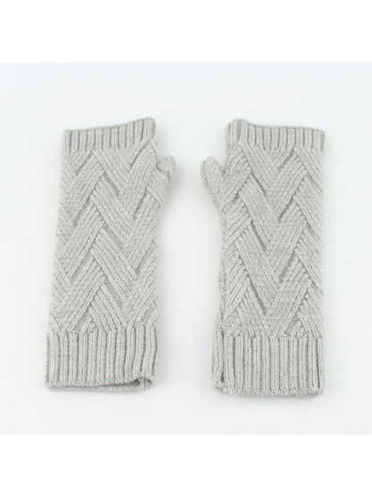 Haila - Women's Winter Scarf Hat Gloves Set
