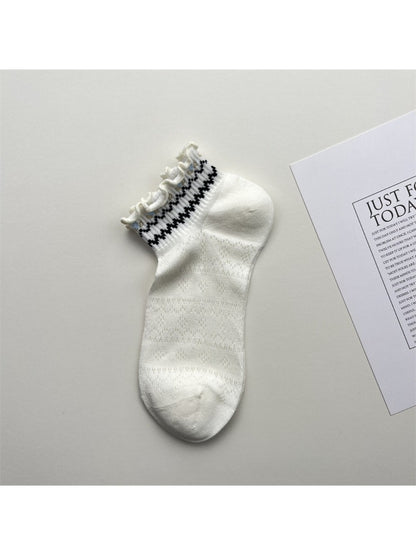 Rufia Lace Ruffle Mesh Low Cut Socks product image