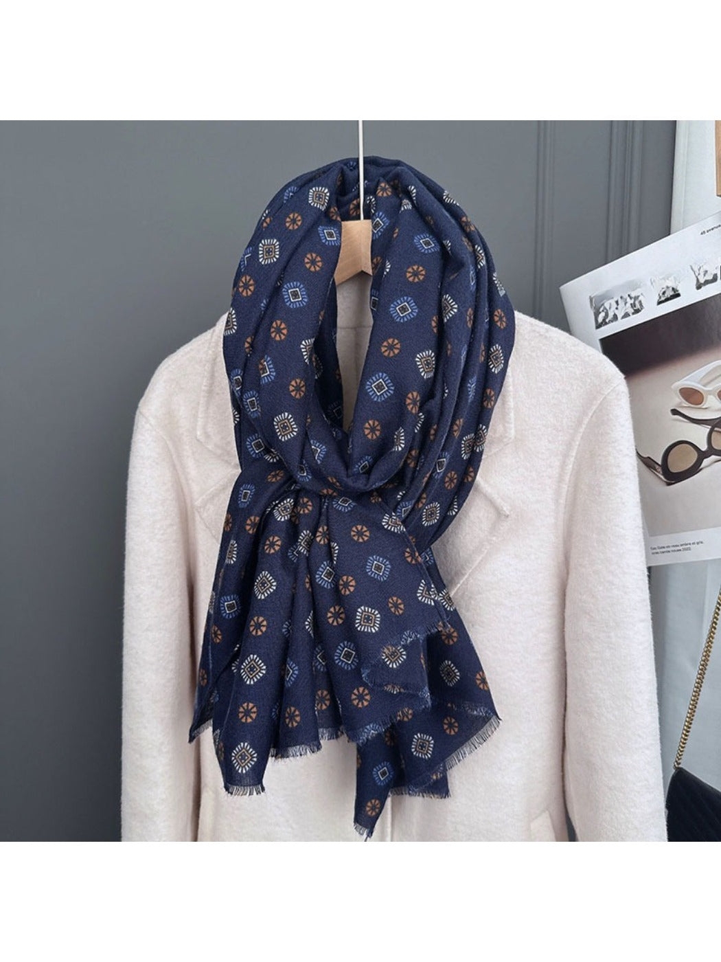Scarvii - Vintage Geometric Pattern Scarf