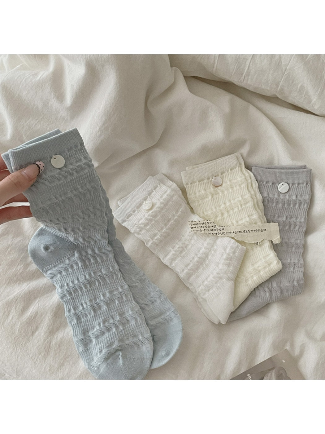 Rufia - Solid Button Decor Crew Socks