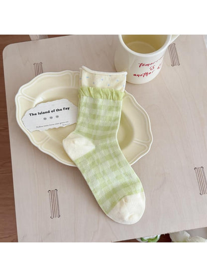 Rufia - Light Green Scalloped Trim Crew Socks