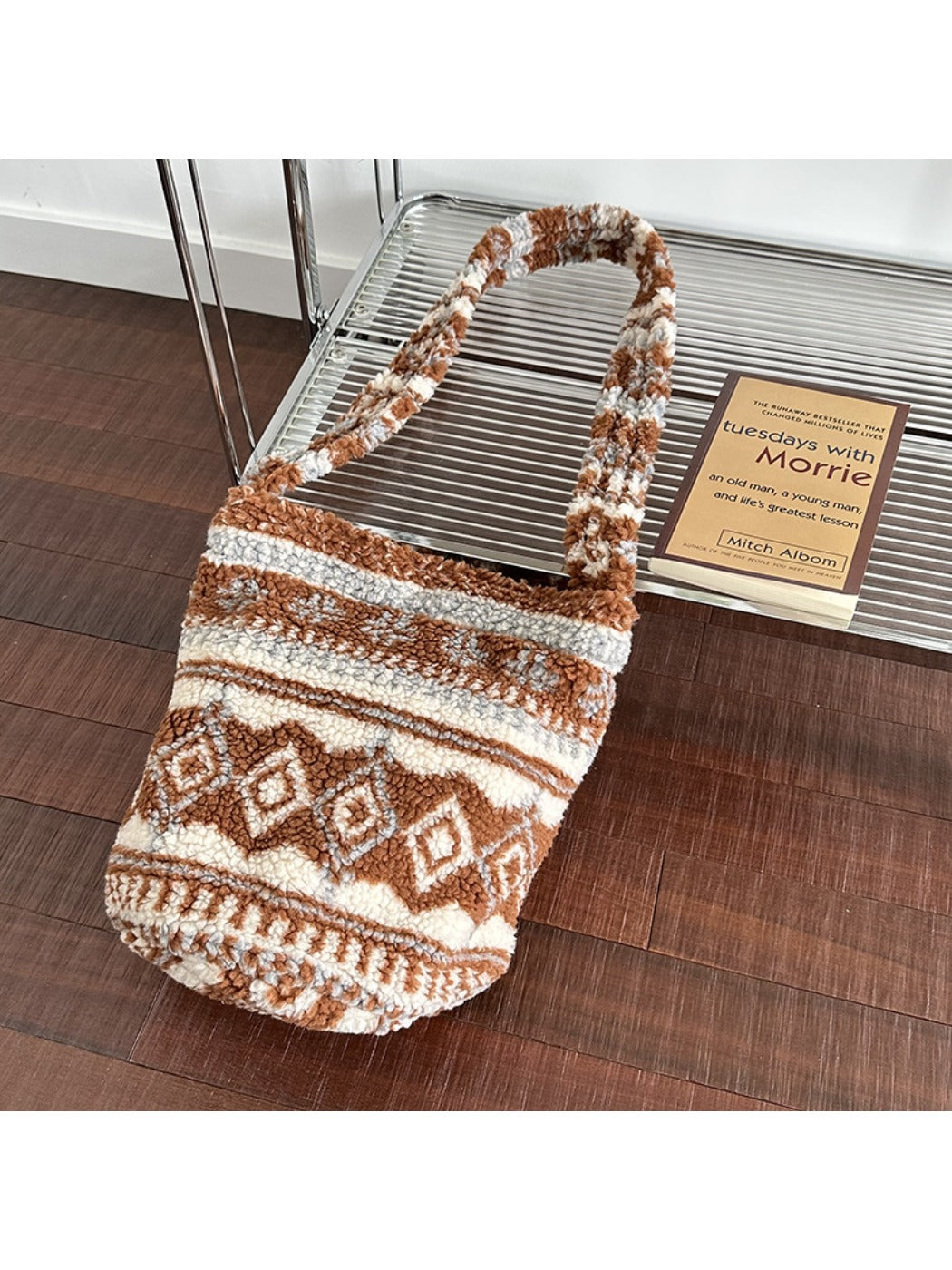 Cosbai - Retro Leopard Print Crossbody Bag