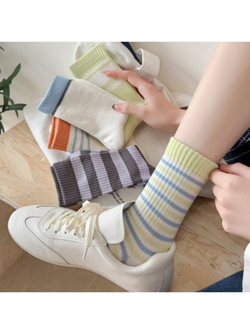 Rufia - Retro Stripe Rib Crew Socks product image 2