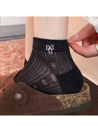 Rufia - Muted Ribbed Bow Pattern Ankle Socks