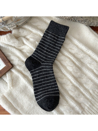 Rufia - Cozy Thin Stripe Crew Socks
