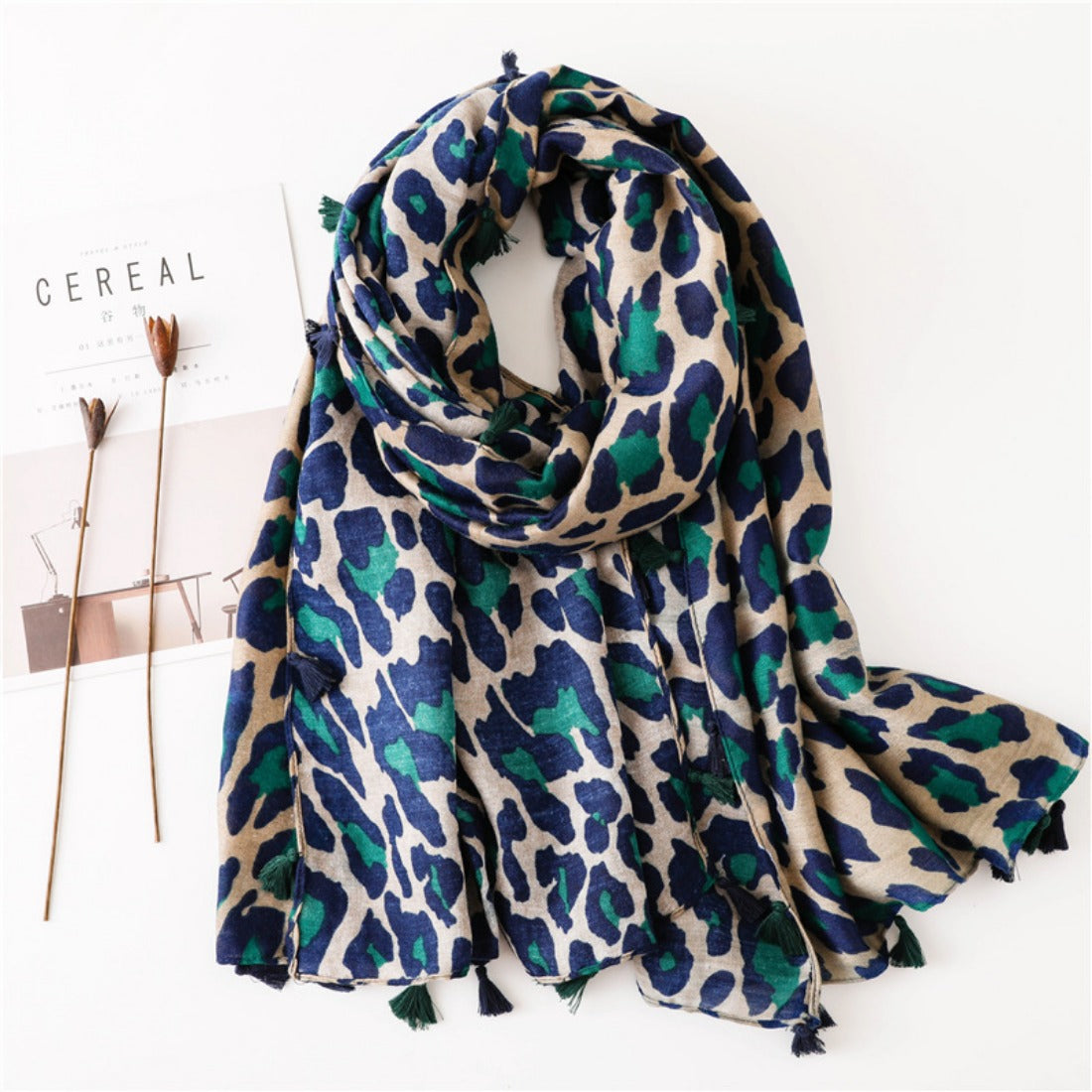 Scarvii - Stylish Leopard Print Scarf