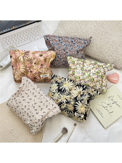 Cosbai - Retro Floral Cosmetic Pouch