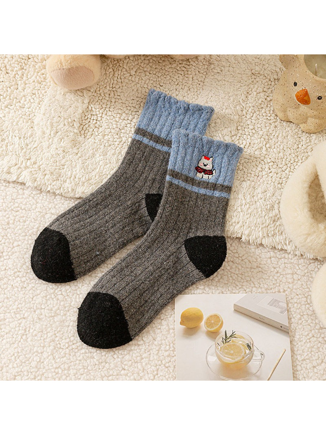 Rufia - Cozy Puppy Patch Winter Crew Socks