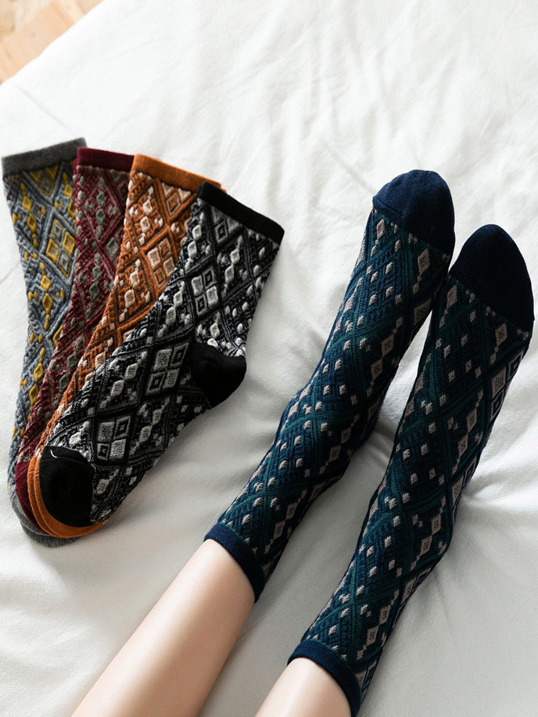 Rufia - Diamond Stitch Crew Socks