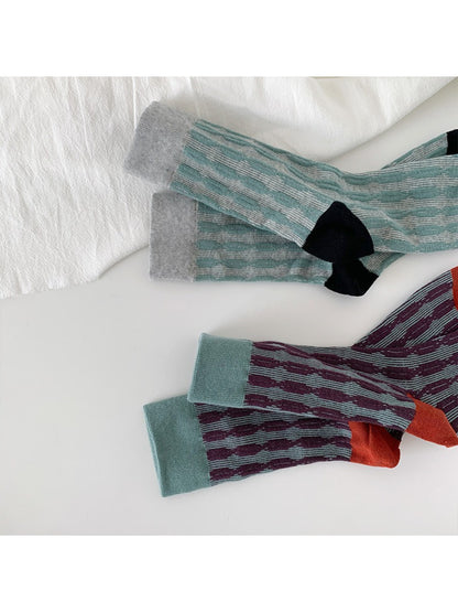 Rufia - Retro Unisex Mid-Calf Socks - Minimalist & Cool