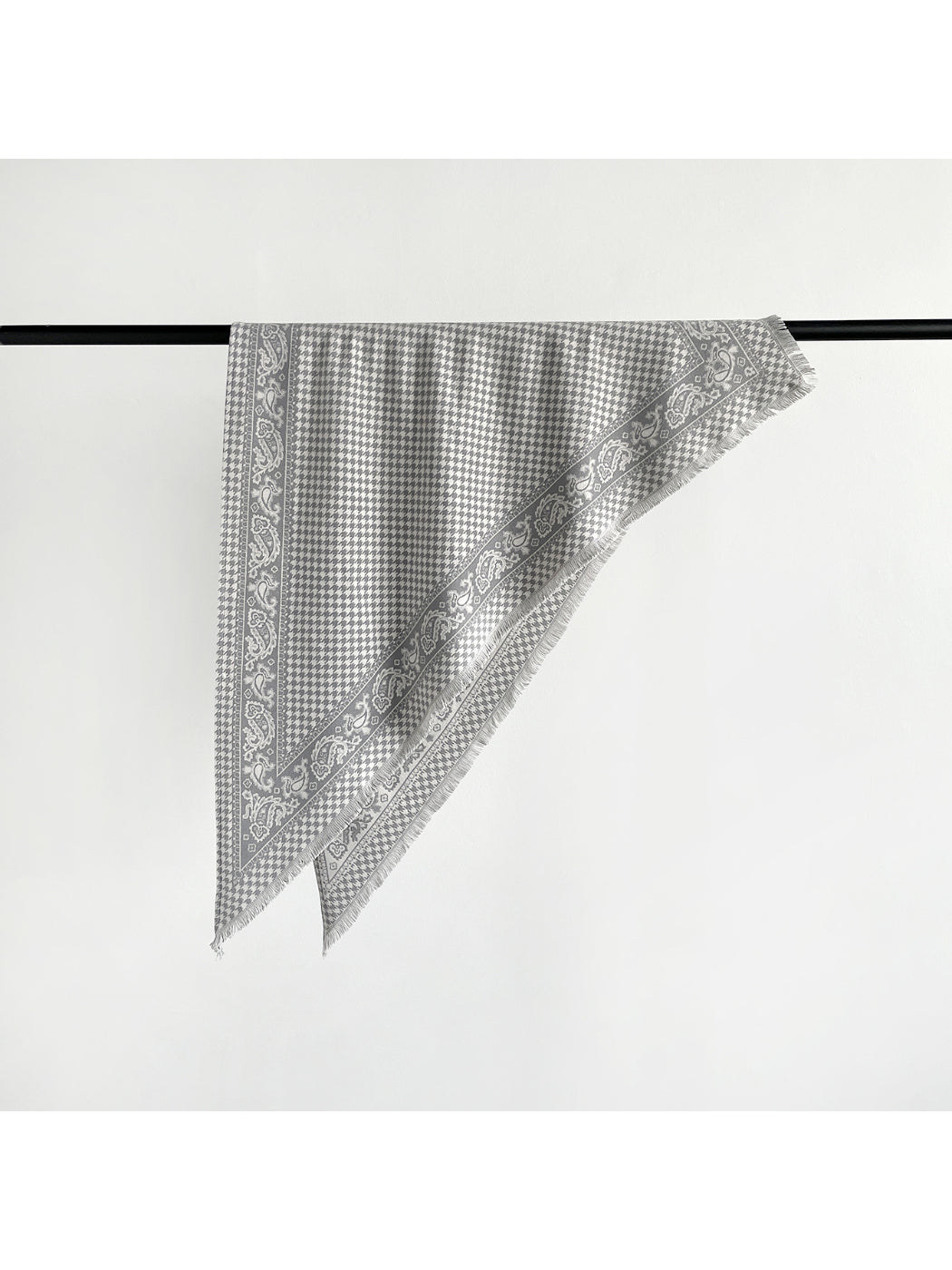 Scarvii - Houndstooth Paisley Triangle Scarf