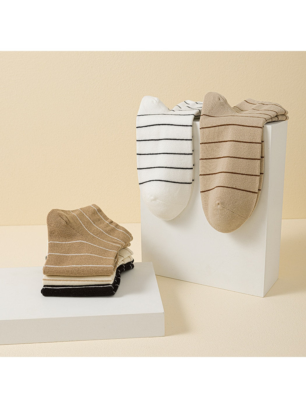Rufia - Simple Striped Casual Ankle Socks