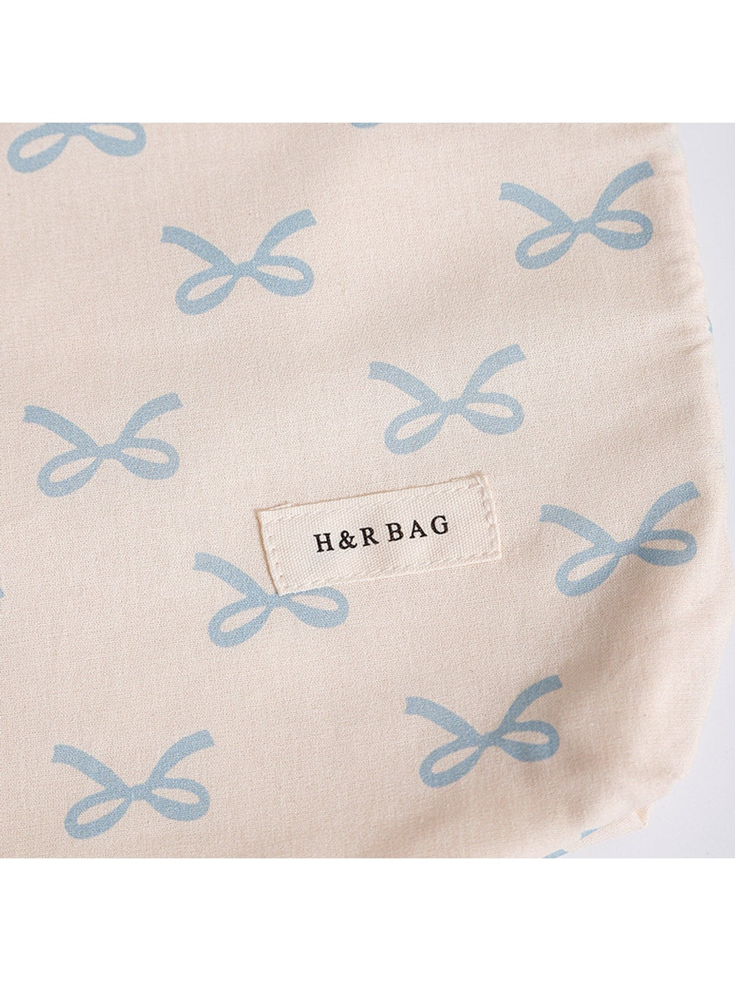 Cosbai - Sweet Style Bow Print Makeup Storage Bag