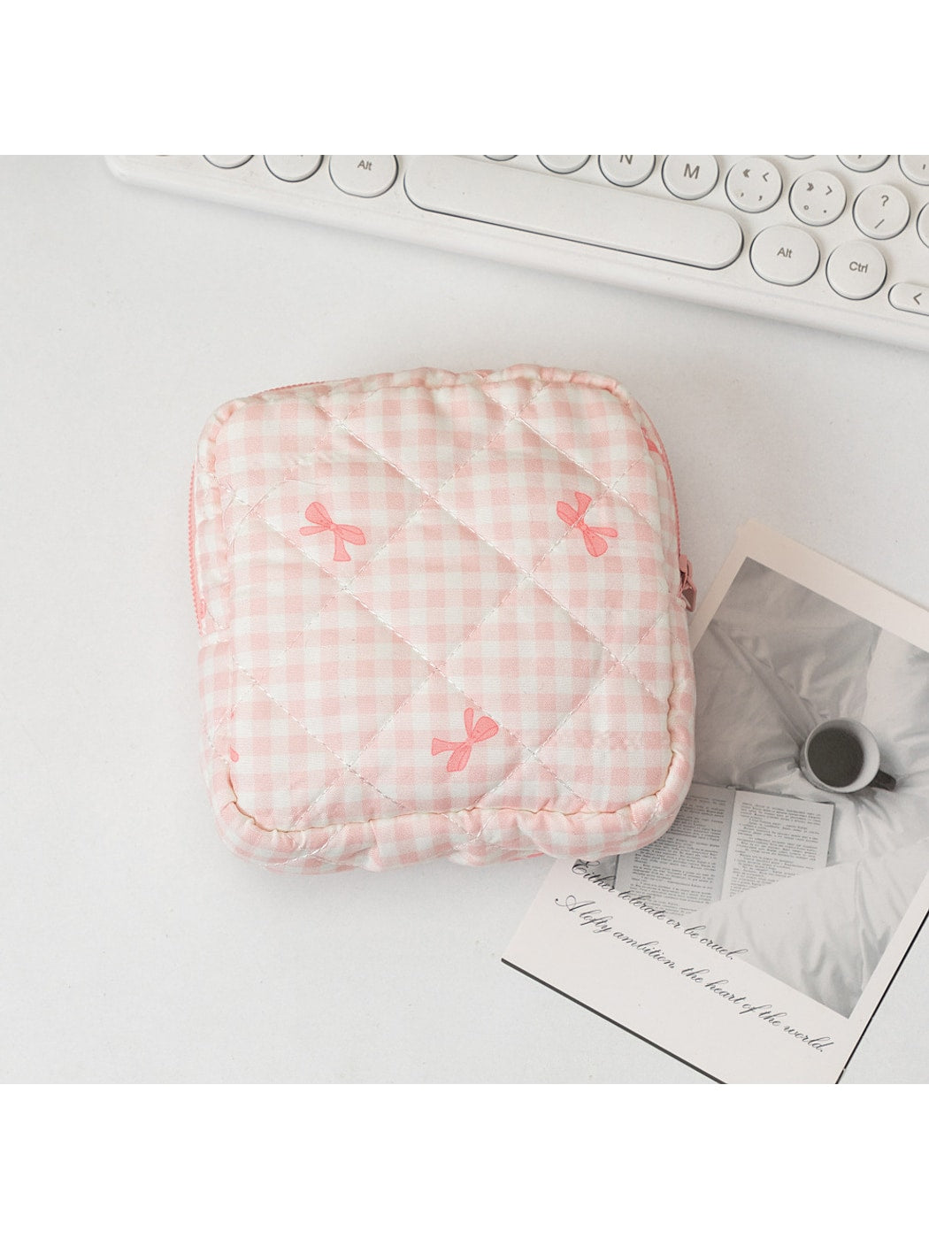 Cosbai - Bow and Heart Pattern Quilted Pouch