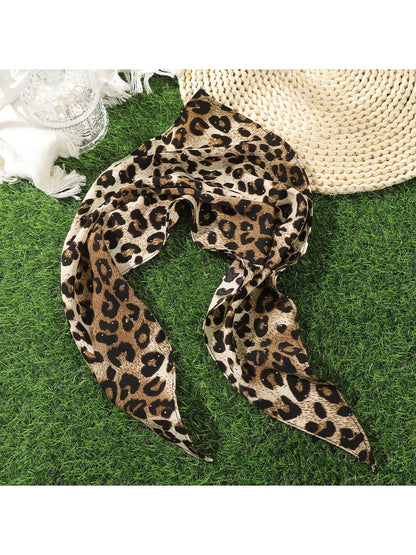 Scarvii - Chic Butterfly Print Triangle Bandana