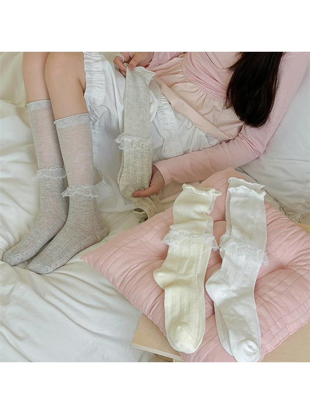Rufia - Plain Lace Ruffle Trim Mid Calf Socks