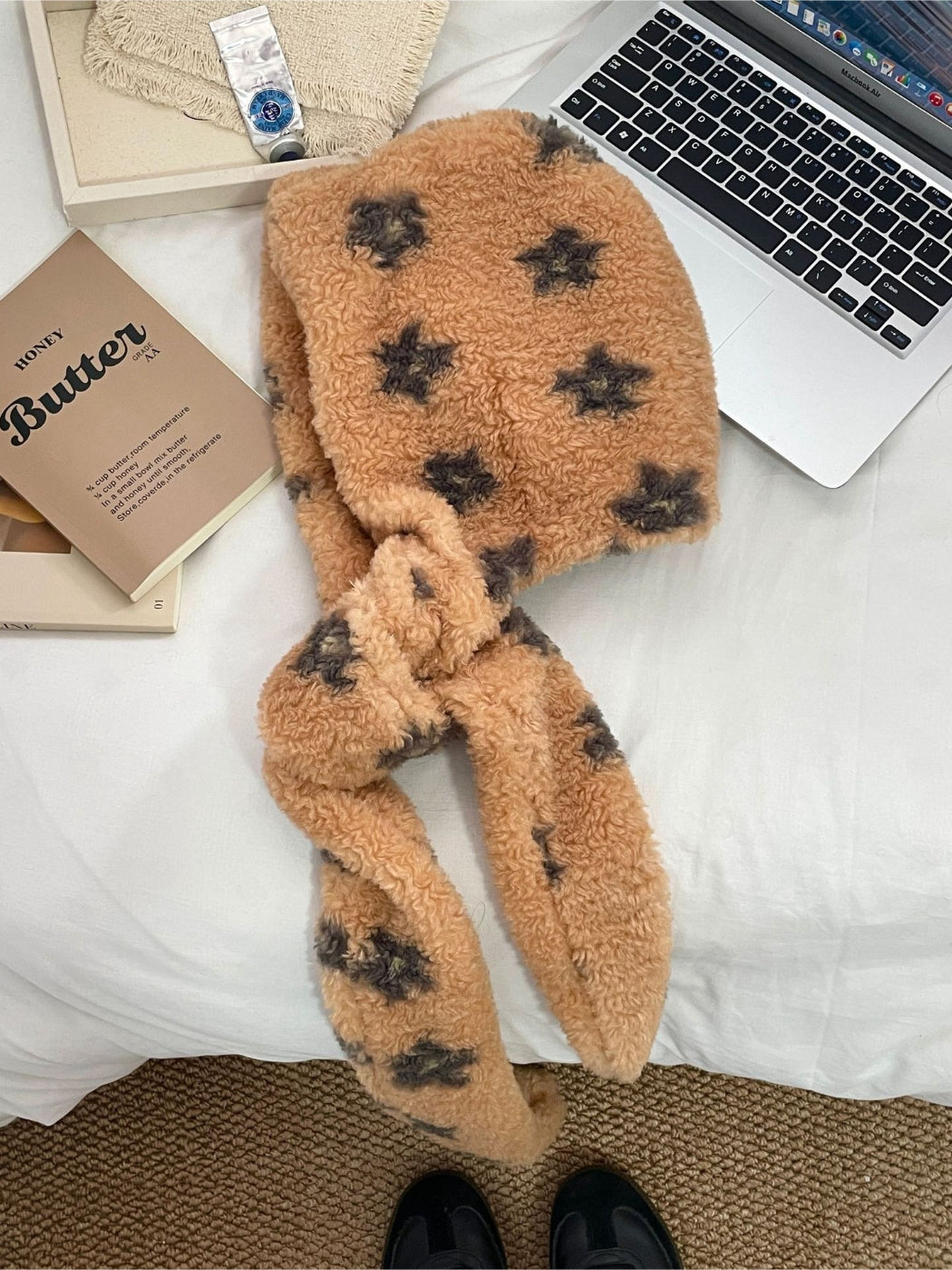 Scarvii - Fuzzy Floral Pattern Head Scarf