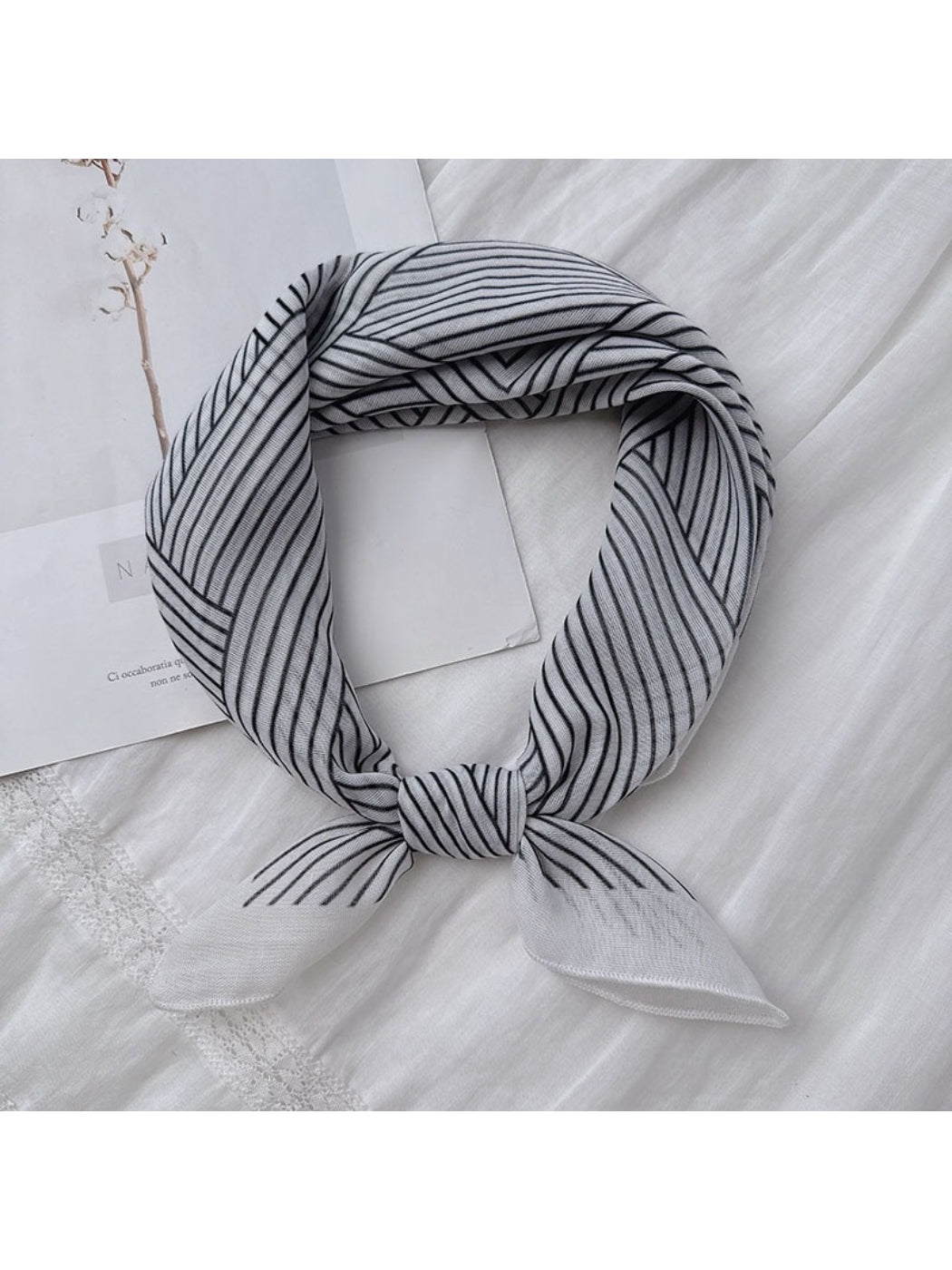 Scarvii - Geometric Print Lightweight Square Scarf