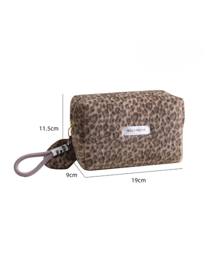 Cosbai - Leopard Faux Fur Makeup Bag detail view 6