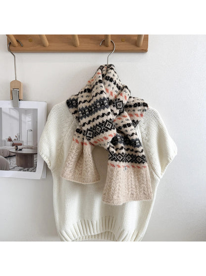 Scarvii - Geometric Zigzag Band Fuzzy Textured Scarf