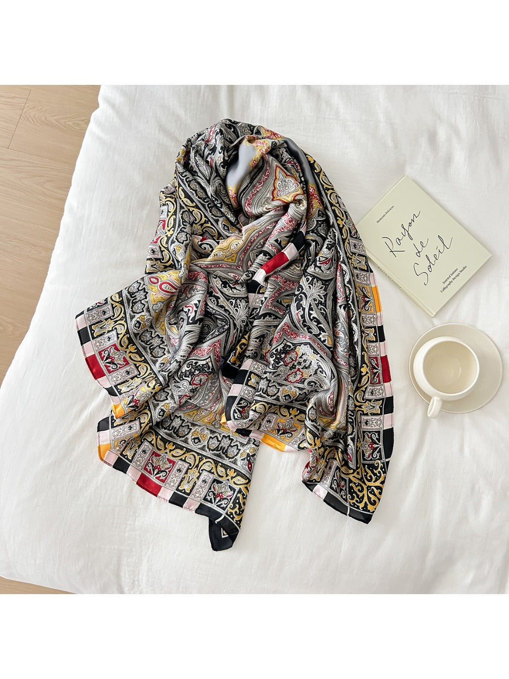 Scarvii - Blooming Magnolia Garden Scarf