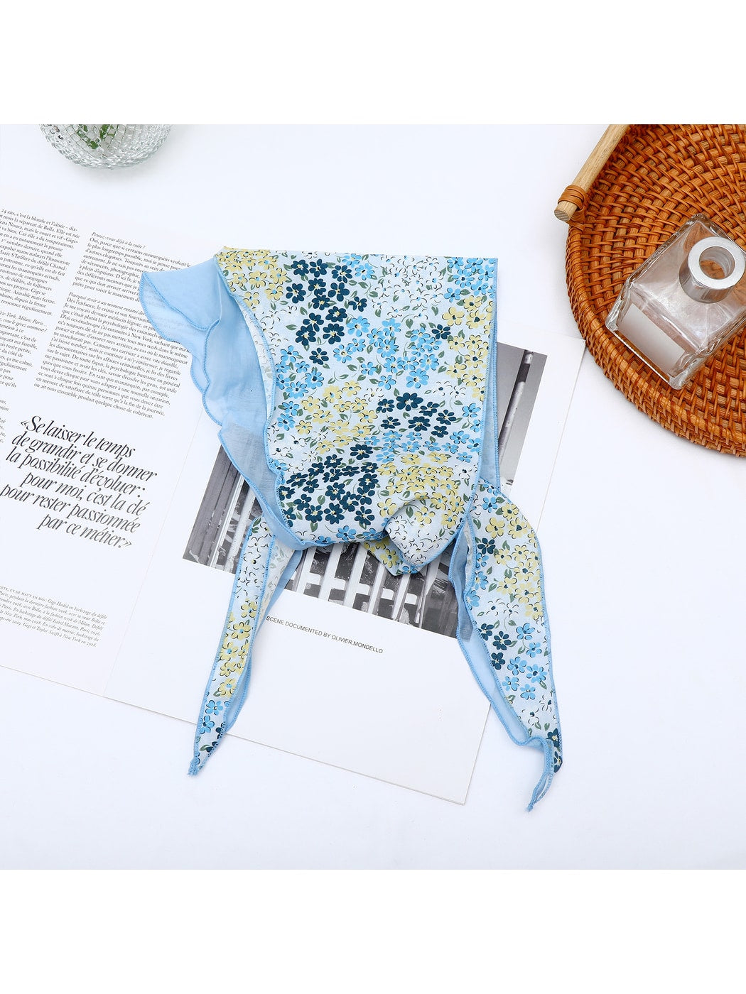 Scarvii - Sweet Floral Print Women's Triangle Bandana