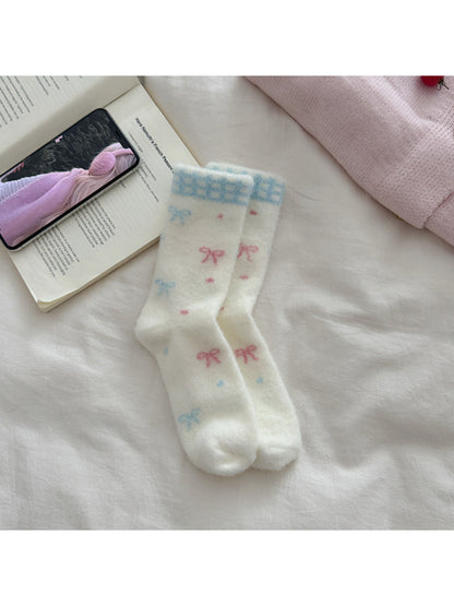 Rufia – Cozy Cat Pattern Crew Socks