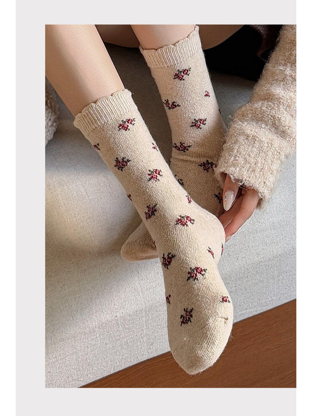 Rufia - Tiny Floral Knit Crew Socks