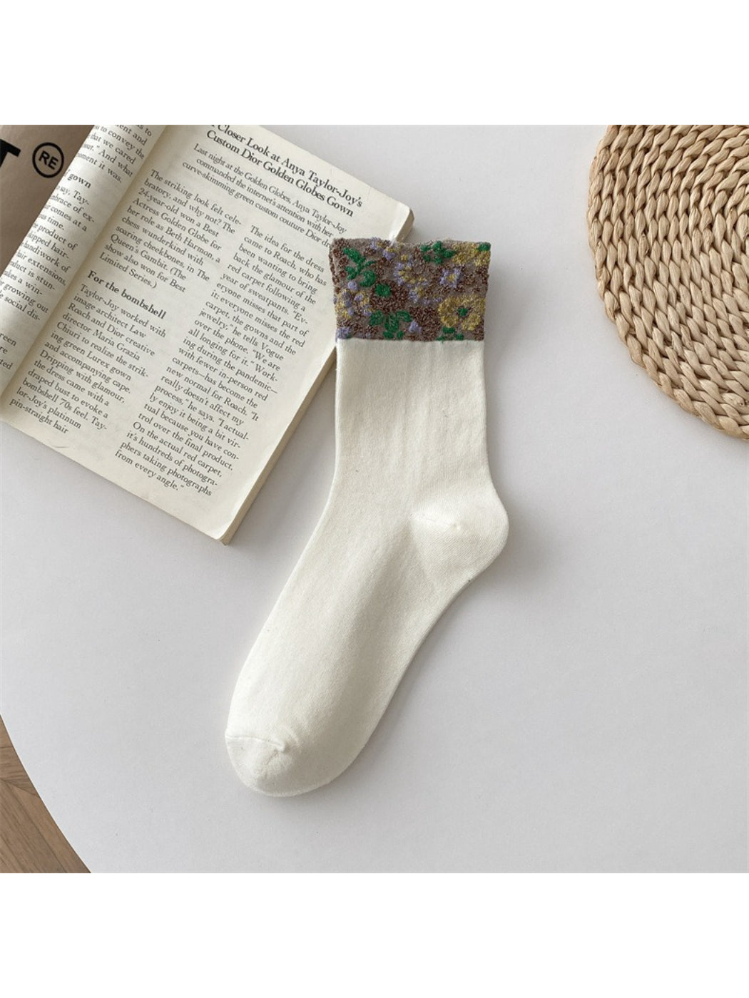 Rufia - Vintage Floral Jacquard Cuff Socks