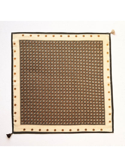 Scarvii - Elegant Neat Print Square Scarf
