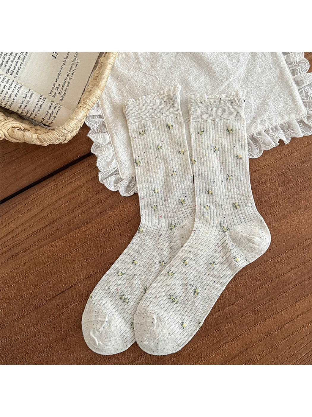 Rufia - Floral Pattern Ribbed Crew Socks