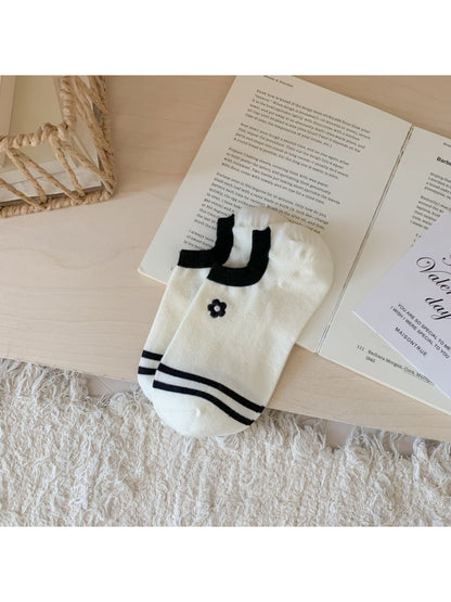 Rufia - Daisy Pattern Low Cut Socks product image 5