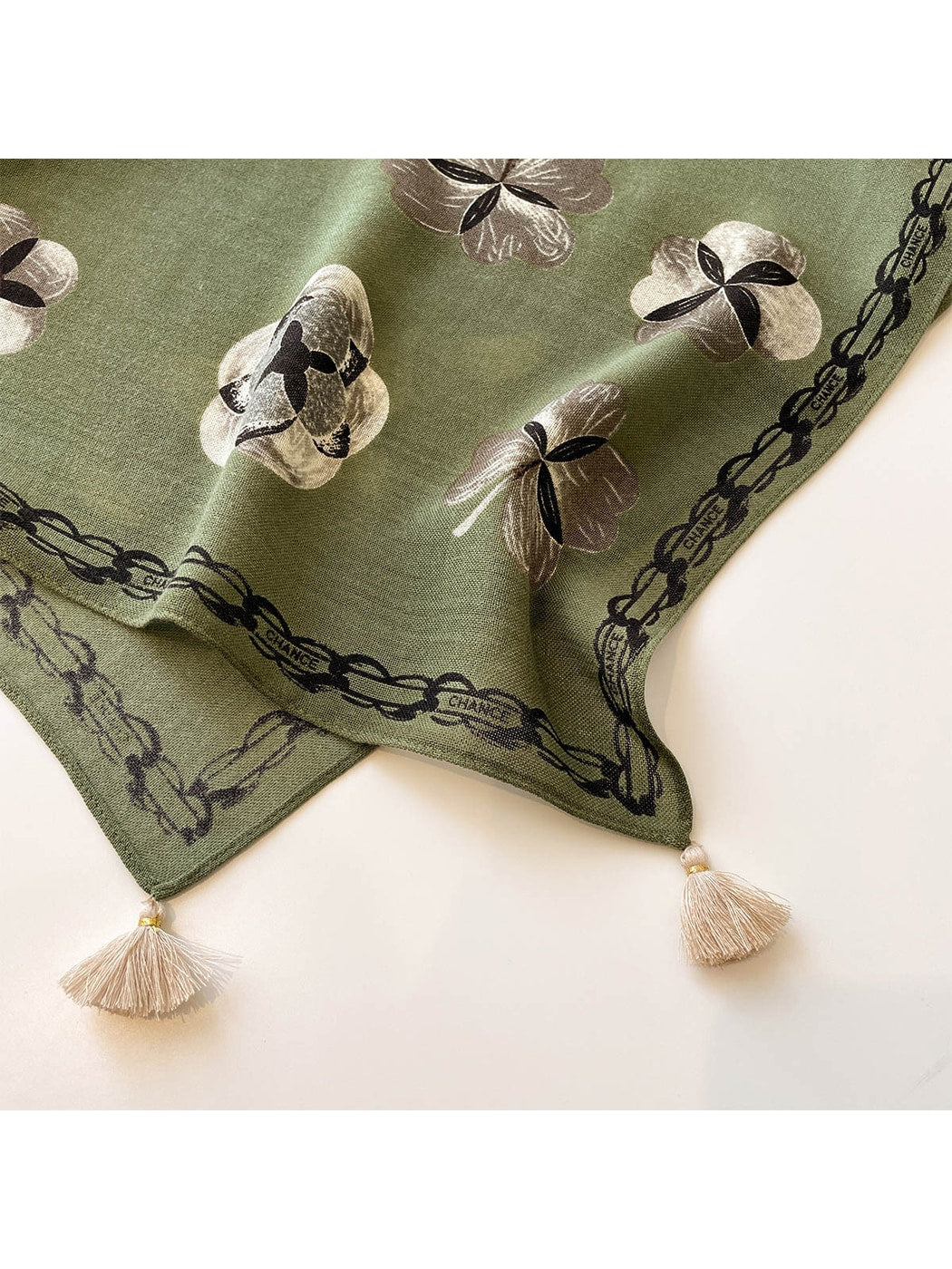 Scarvii - Retro Floral Print Chain Border Square Scarf
