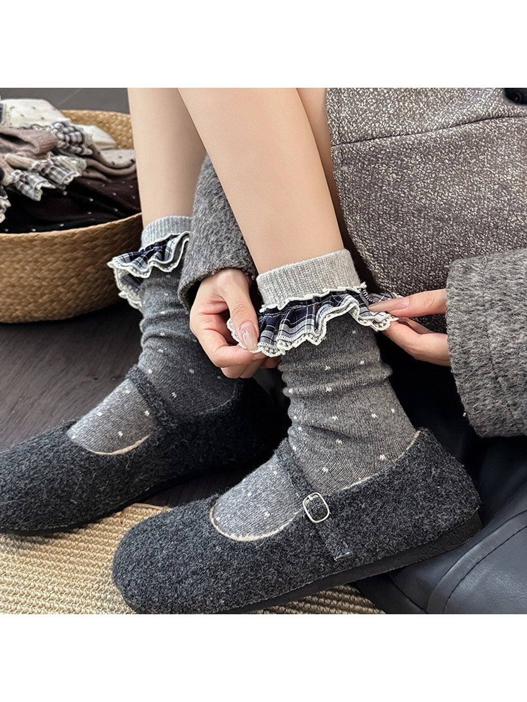 Rufia - Polka Dot Lace Ruffle Trim Crew Socks