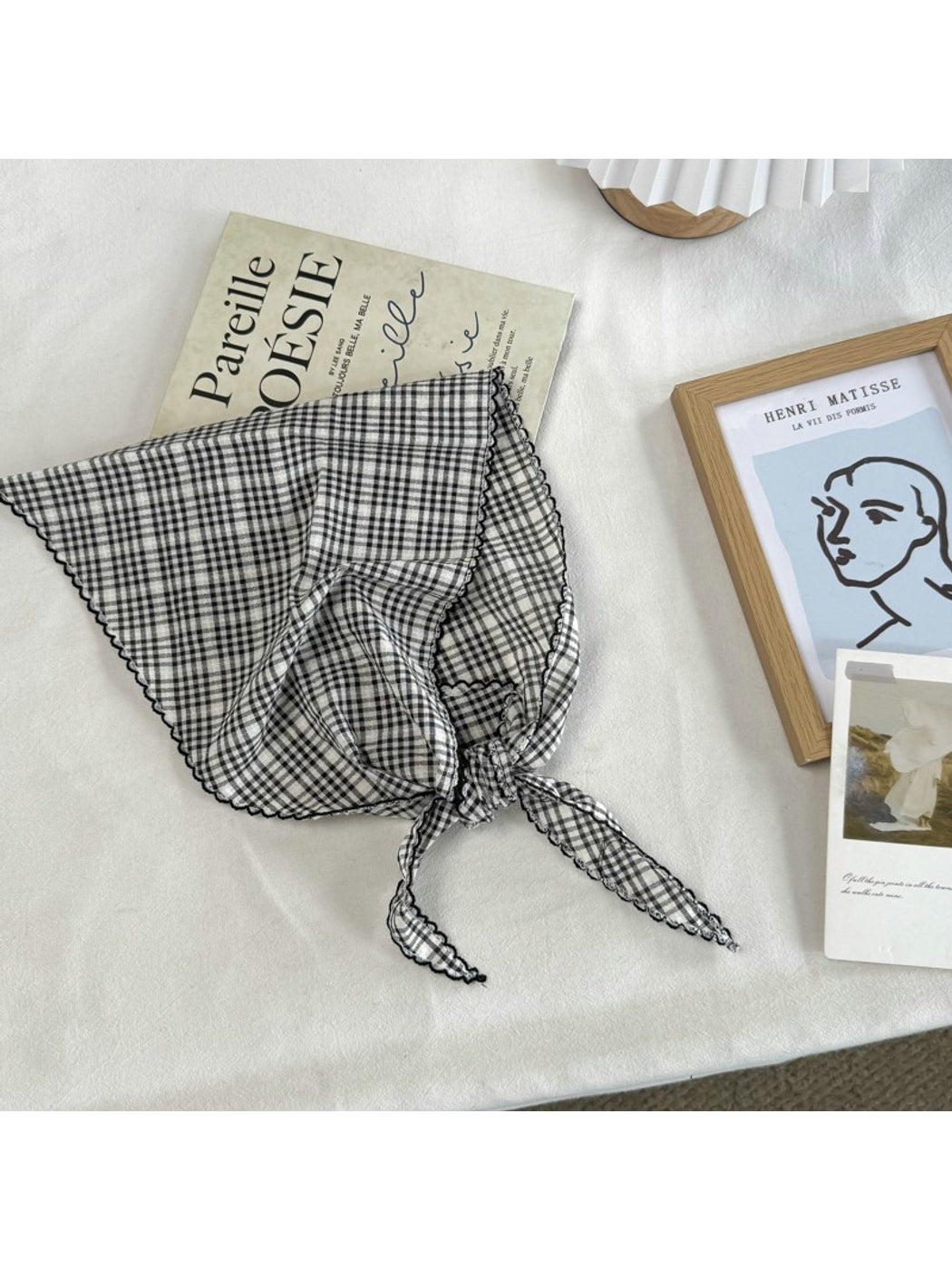 Scarvii - Simple Plaid Fashion Triangle Scarf
